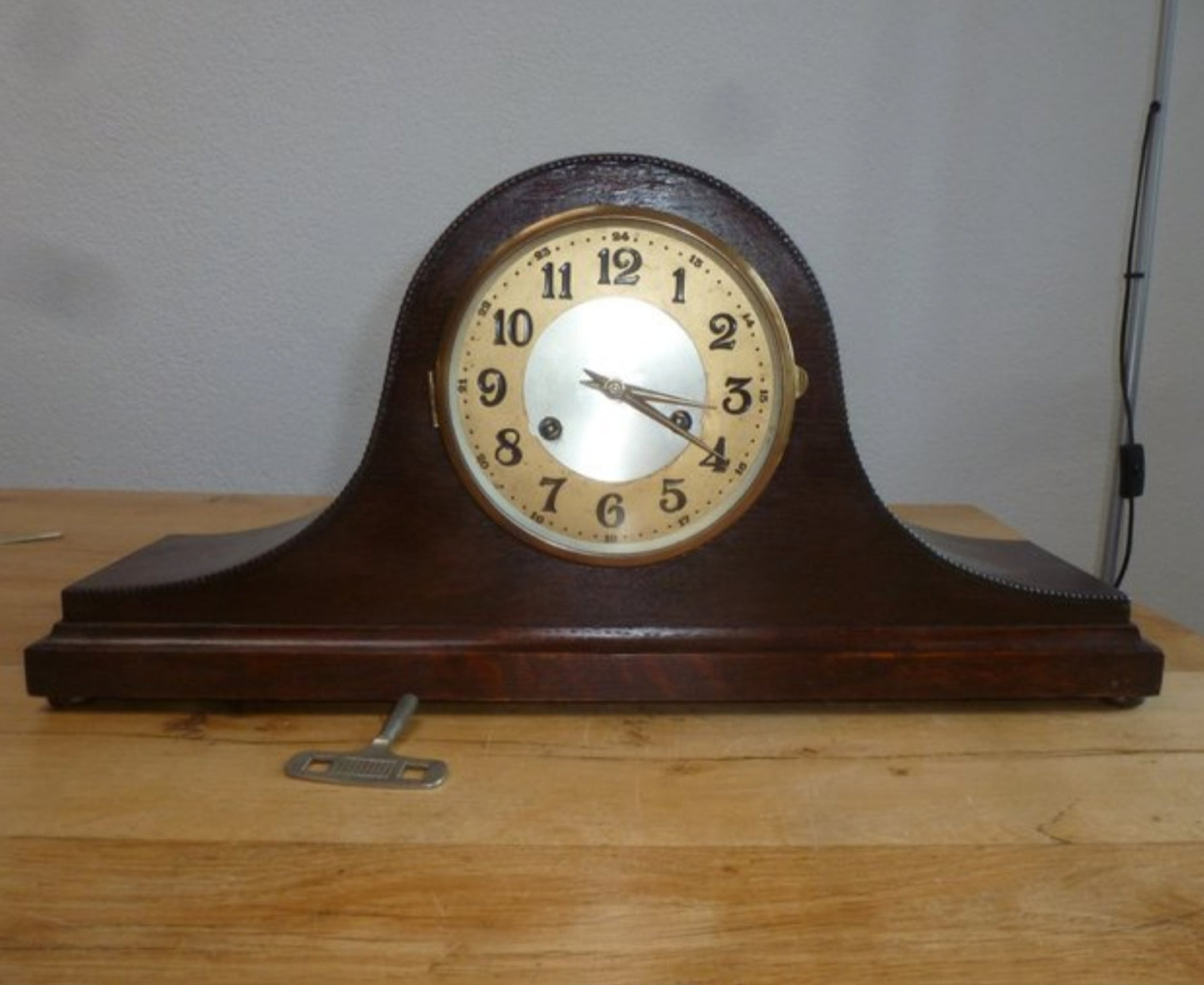 Urgos (Germany) 1930's Mantle Clock - Half Hour Chime w Key - Working Condition