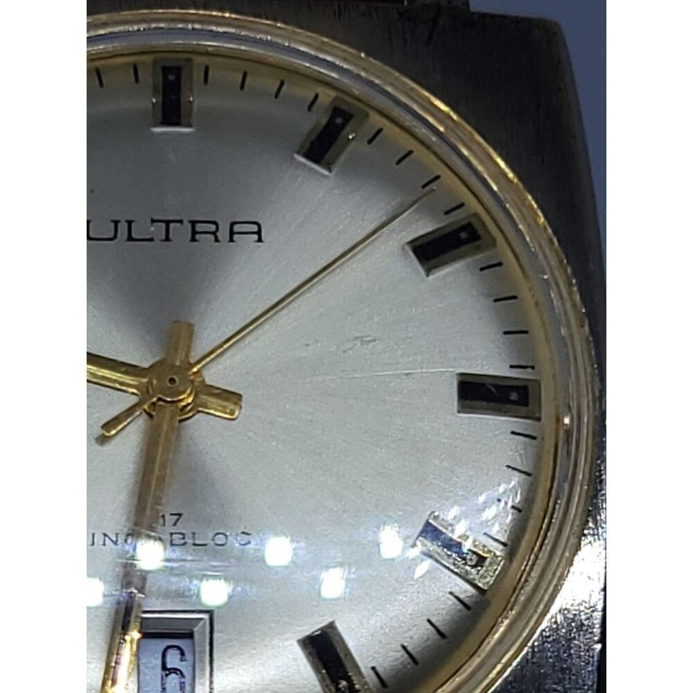Rare Vintage Ultra Incabloc 17J w Date Ultrathin